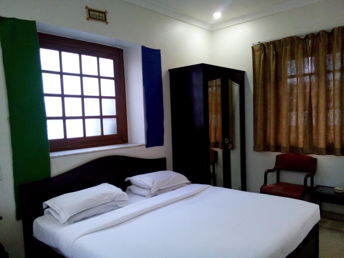 Hotel Ritz Pune Eksteriør billede