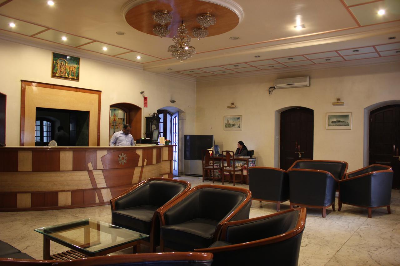 Hotel Ritz Pune Eksteriør billede